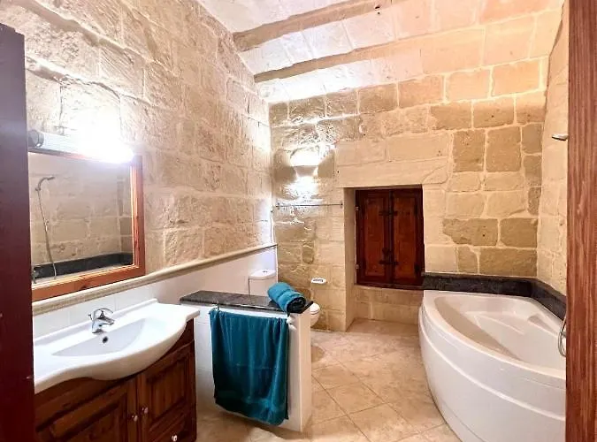 Birbuba House 2 Villa Għarb